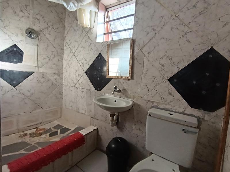 13 Bedroom Property for Sale in Madeira Park Eastern Cape